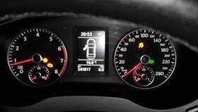 Почему горят индикаторы ESP и Check на Volkswagen Polo в Ригла